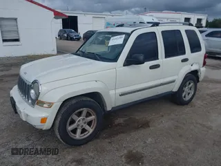 2005 Jeep Liberty Limited with VIN 1J4GK58K45W620070, listed as a IAAI auction lot 41212280 with 88,653 mi miles. Bid and sale history available at carsss.com. Image 2.
