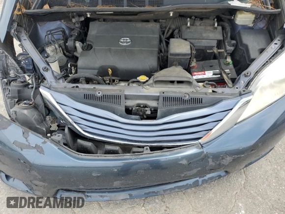 2015 Toyota Sienna LE AAS with VIN 5TDKK3DC5FS596673, listed as a Copart auction lot 61382965 with 176,447 mi miles and Salvage title. Bid and sale history available at DreamBid. Image 12.