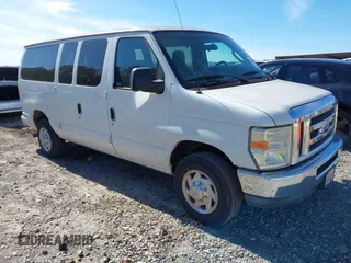 2010 Ford Econoline Passenger XL z VIN 1FBNE3BL2ADA55306, wystawiony jako IAAI lot #41591766 z przebiegiem 109 665 mil mil oraz . Historia ofert i sprzedaży dostępna na DreamBid. Obrazek 1.