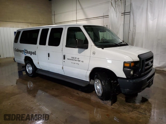 2013 Ford Econoline Passenger XL with VIN 1FBSS3BL2DDA83459, listed as a Copart auction lot 71998904 with 70,163 mi miles and Salvage Title. Bid and sale history available at DreamBid. Image 4.