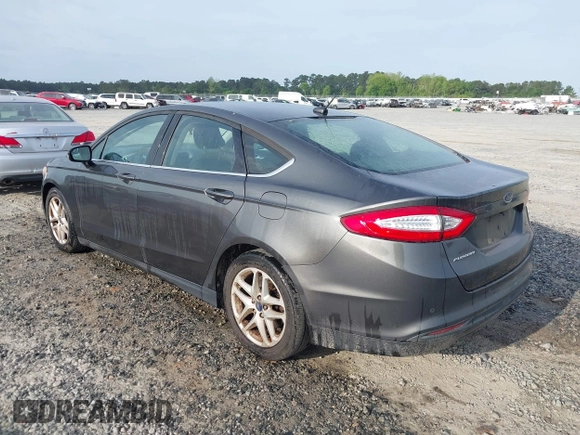 2016 Ford Fusion SE with VIN 3FA6P0H73GR222250, listed as a IAAI auction lot 42083236 with 220,365 mi miles and . Bid and sale history available at carsss.com. Image 3.