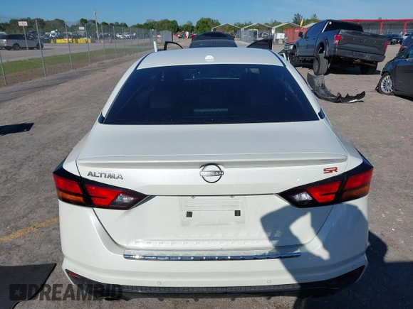 2023 Nissan Altima 2.5 SR with VIN 1N4BL4CV9PN318958, listed as a IAAI auction lot 41747606 with 18,027 mi miles. Bid and sale history available at carsss.com. Image 16.