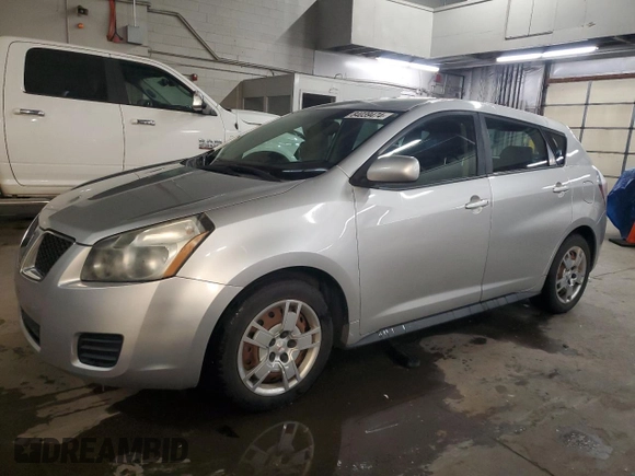 2009 Pontiac Vibe w/1SB with VIN 5Y2SP670X9Z424162, listed as a Copart auction lot 84039474 with 152,690 mi miles and Salvage Title. Bid and sale history available at carsss.com. Image 1.