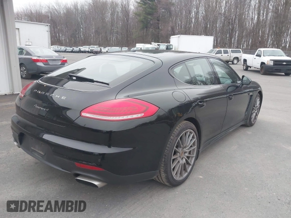 2016 Porsche Panamera 4 z VIN WP0AA2A72GL005752, wystawiony jako IAAI lot #41869840 z przebiegiem 114 719 mil mil oraz . Historia ofert i sprzedaży dostępna na DreamBid. Obrazek 4.