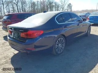 2019 BMW 5 Series 530i xDrive with VIN WBAJA7C55KG912518, listed as a IAAI auction lot 41846385 with 58,262 mi miles. Bid and sale history available at carsss.com. Image 4.