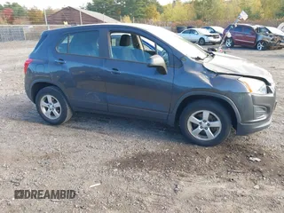 2016 Chevrolet Trax LS with VIN 3GNCJNSB3GL224437, listed as a IAAI auction lot 40637048 with 74,457 mi miles. Bid and sale history available at carsss.com. Image 13.