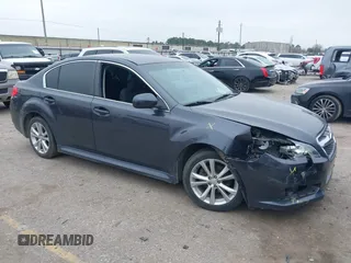 2013 Subaru Legacy Premium z VIN 4S3BMBB61D3018599, wystawiony jako IAAI lot #41573246 z przebiegiem 147 027 mil mil oraz . Historia ofert i sprzedaży dostępna na DreamBid. Obrazek 1.