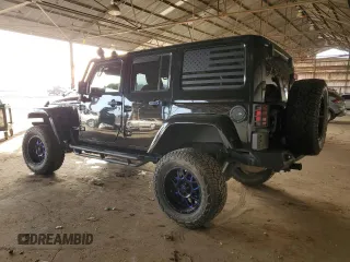 2017 Jeep Wrangler Unlimited Rubicon Recon with VIN 1C4HJWFG5HL508658, listed as a Copart auction lot 87092924 with 108,574 mi miles and Salvage title. Bid and sale history available at DreamBid. Image 2.