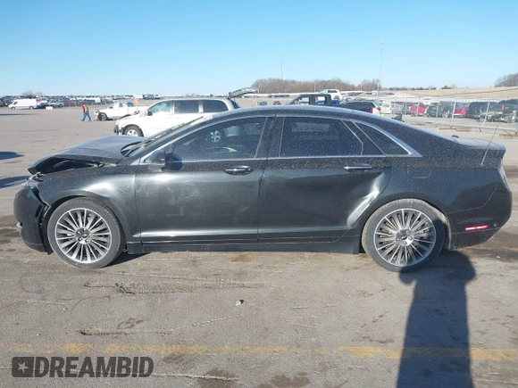 2013 Lincoln MKZ z VIN 3LN6L2G94DR817880, wystawiony jako IAAI lot #41790309 z przebiegiem 167 761 mil mil oraz . Historia ofert i sprzedaży dostępna na DreamBid. Obrazek 14.