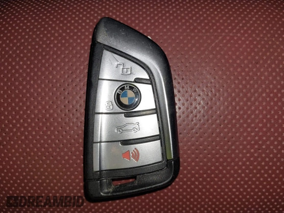 2022 BMW X6 M50i z VIN 5UXCY8C05N9J18577, wystawiony jako IAAI lot #41982042 z przebiegiem 64 155 mil mil oraz . Historia ofert i sprzedaży dostępna na DreamBid. Obrazek 11.