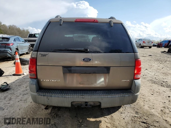 2005 Ford Explorer XLS z VIN 1FMZU62K45UA42535, wystawiony jako Copart lot #48679735 z przebiegiem 175 952 mil mil oraz Szkoda całkowita • Salvage title. Historia ofert i sprzedaży dostępna na DreamBid. Obrazek 6.
