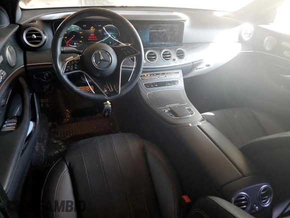 2021 Mercedes-Benz E-Class E 350 with VIN W1KZF8DB2MB005619, listed as a Copart auction lot 48245245 with 32,926 mi miles and Salvage Title. Bid and sale history available at carsss.com. Image 8.