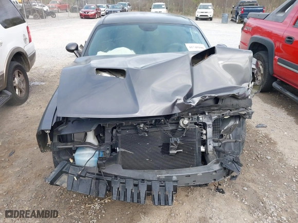 2019 Dodge Challenger SXT with VIN 2C3CDZAG4KH530251, listed as a IAAI auction lot 41749106 with 101,643 mi miles. Bid and sale history available at carsss.com. Image 12.