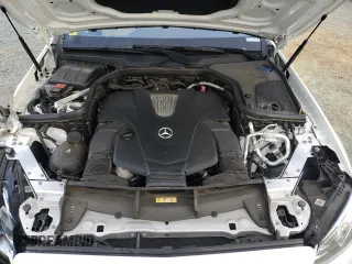 2019 Mercedes-Benz E 450 with VIN WDDZH6JB7KA683563, listed as a Copart auction lot 41882745 with 30,132 mi miles and Salvage Title. Bid and sale history available at DreamBid. Image 11.