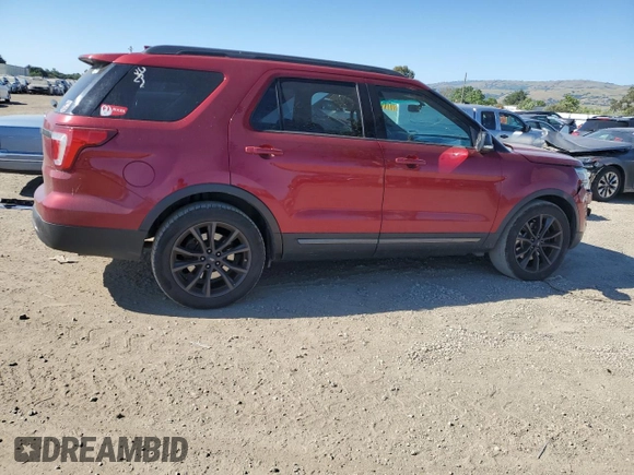 2017 Ford Explorer XLT with VIN 1FM5K7D83HGB66469, listed as a Copart auction lot 55516724 with 169,584 mi miles and Salvage Title. Bid and sale history available at DreamBid. Image 3.