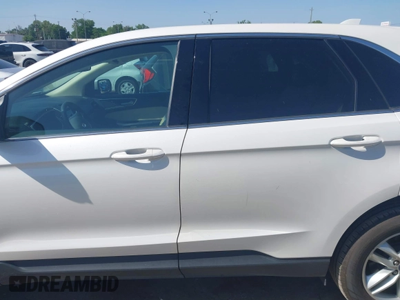 2016 Ford Edge SEL z VIN 2FMPK3J81GBC06446, wystawiony jako IAAI lot #42014098 z przebiegiem 57 751 mil mil oraz . Historia ofert i sprzedaży dostępna na DreamBid. Obrazek 14.