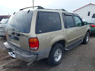 2001 Ford Explorer XLT with VIN 1FMZU73E01ZA62163, listed as a IAAI auction lot 41449435 with 226,629 mi miles. Bid and sale history available at carsss.com. Image 4.