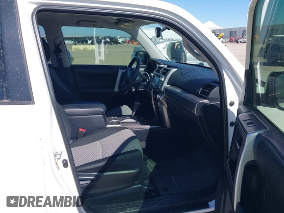 2017 Toyota 4Runner SR5 with VIN JTEZU5JR8H5153693, listed as a IAAI auction lot 41819843 with 56,957 mi miles and . Bid and sale history available at DreamBid. Image 5.