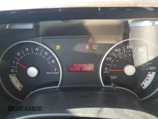2010 Ford Explorer XLT z VIN 1FMEU7DEXAUA30671, wystawiony jako Copart lot #56351165 z przebiegiem 139 434 mil mil oraz Szkoda całkowita • Salvage title. Historia ofert i sprzedaży dostępna na DreamBid. Obrazek 13.