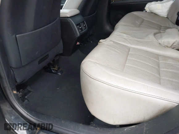 2018 Lexus ES with VIN 58ABK1GG0JU088946, listed as a IAAI auction lot 41720270 with 154,064 mi miles. Bid and sale history available at carsss.com. Image 8.