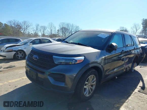 2020 Ford Explorer with VIN 1FMSK8BH9LGB12534, listed as a IAAI auction lot 41282799 with 114,909 mi miles. Bid and sale history available at carsss.com. Image 2.