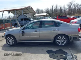 2010 Infiniti M with VIN JN1CY0AP8AM911739, listed as a IAAI auction lot 41836817 with 185,068 mi miles and . Bid and sale history available at carsss.com. Image 15.