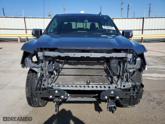 2022 GMC Sierra 1500 SLT with VIN 1GTU9DED6NZ208526, listed as a Copart auction lot 87836935 with 50,864 mi miles and Salvage Title. Bid and sale history available at carsss.com. Image 5.