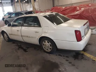 2005 Cadillac DeVille z VIN 1G6KD54YX5U247443, wystawiony jako IAAI lot #41468918 z przebiegiem 114 231 mil mil oraz . Historia ofert i sprzedaży dostępna na DreamBid. Obrazek 3.