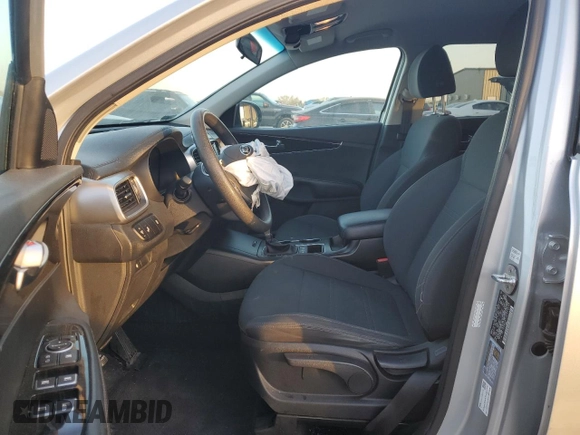 2020 Kia Sorento LX with VIN 5XYPGDA38LG666628, listed as a Copart auction lot 49224265 with 93,704 mi miles and Clean Title. Bid and sale history available at DreamBid. Image 7.