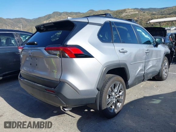 2024 Toyota RAV4 XLE Premium с VIN 2T3C1RFV0RC272866, выставлен на аукционе IAAI как лот 42249629 с пробегом 12 765 миль миль и . История ставок и продаж доступна на DreamBid. Изображение 4.