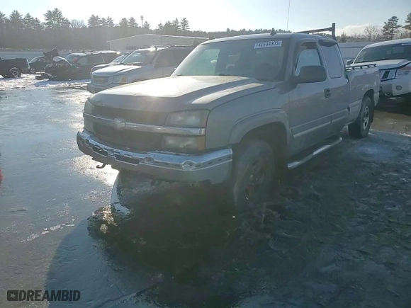 2006 Chevrolet Silverado 1500 LT2 with VIN 1GCEK19B16Z208239, listed as a Copart auction lot 42904305 with 130,263 mi miles and Salvage Title. Bid and sale history available at carsss.com. Image 10.