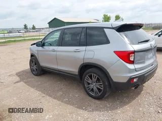 2020 Honda Passport EX-L with VIN 5FNYF8H59LB014260, listed as a IAAI auction lot 42274421 with 111,830 mi miles and . Bid and sale history available at DreamBid. Image 3.