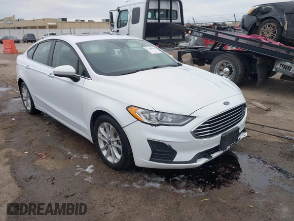 2020 Ford Fusion SE with VIN 3FA6P0HD5LR136325, listed as a IAAI auction lot 41200798 with 120,696 mi miles. Bid and sale history available at carsss.com. Image 1.