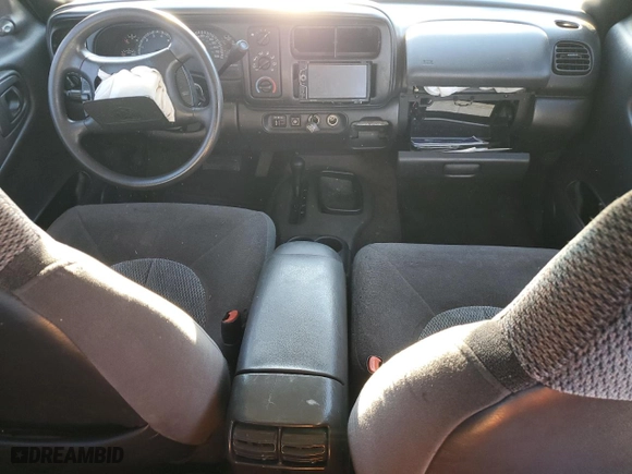 2000 Dodge Durango with VIN 1B4HS28N0YF307828, listed as a Copart auction lot 81215884 with 0 mi miles and Salvage Title. Bid and sale history available at carsss.com. Image 8.