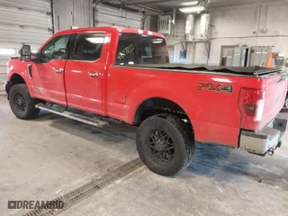 2017 Ford Super Duty F-250 SRW Lariat with VIN 1FT7W2BT1HEC37269, listed as a IAAI auction lot 41657822 with 134,442 mi miles. Bid and sale history available at carsss.com. Image 3.