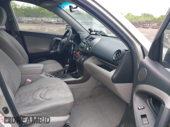 2009 Toyota RAV4 with VIN JTMZF33V29D005981, listed as a IAAI auction lot 42065591 with 241,979 mi miles. Bid and sale history available at carsss.com. Image 5.