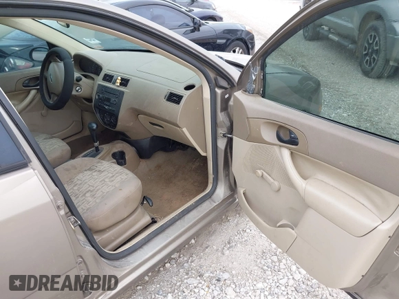2005 Ford Focus S with VIN 1FAFP34N65W225613, listed as a IAAI auction lot 41793413 with 155,849 mi miles and . Bid and sale history available at carsss.com. Image 5.