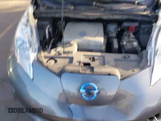 2015 Nissan LEAF SV with VIN 1N4AZ0CP8FC313734, listed as a IAAI auction lot 41613766 with 107,229 mi miles. Bid and sale history available at carsss.com. Image 10.