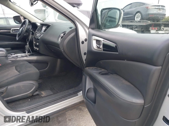 2018 Nissan Pathfinder SL with VIN 5N1DR2MM1JC675383, listed as a IAAI auction lot 41412784 with 115,657 mi miles and . Bid and sale history available at DreamBid. Image 5.