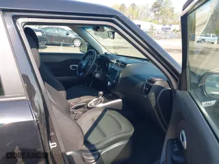 2019 Kia Soul + with VIN KNDJP3A56K7908782, listed as a IAAI auction lot 42036989 with 71,046 mi miles. Bid and sale history available at carsss.com. Image 5.