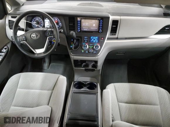 2018 Toyota Sienna LE Auto Access Seat with VIN 5TDKZ3DCXJS955049, listed as a Copart auction lot 56515175 with 75,293 mi miles and Salvage title. Bid and sale history available at DreamBid. Image 8.