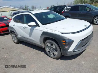 2024 Hyundai Kona SEL с VIN KM8HB3AB2RU130684, выставлен на аукционе IAAI как лот 42784085 с пробегом 35 384 миль миль и . История ставок и продаж доступна на DreamBid. Изображение 1.