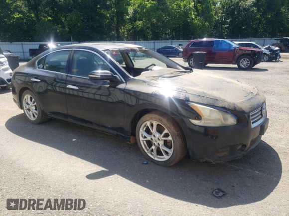 2013 Nissan Maxima S z VIN 1N4AA5APXDC808831, wystawiony jako Copart lot #56769605 z przebiegiem Nie podano mil oraz Czysty tytuł • Clean title. Historia ofert i sprzedaży dostępna na DreamBid. Obrazek 4.