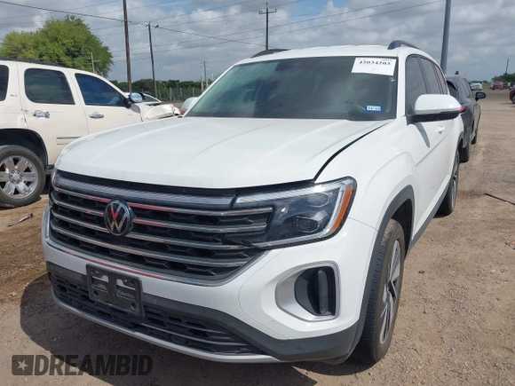 2024 Volkswagen Atlas SE с VIN 1V2WR2CA5RC530054, выставлен на аукционе IAAI как лот 42034203 с пробегом 17 035 миль миль и . История ставок и продаж доступна на DreamBid. Изображение 2.