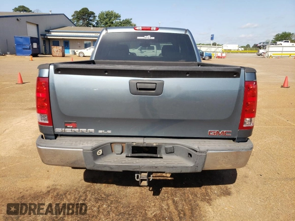 2008 GMC Sierra 1500 SLE1 z VIN 3GTEC13J58G244290, wystawiony jako Copart lot #52944255 z przebiegiem Nie podano mil oraz Szkody całkowita. Historia ofert i sprzedaży dostępna na DreamBid. Obrazek 6.