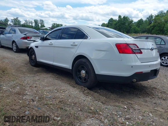 2016 Ford Police Interceptor with VIN 1FAHP2MK0GG109099, listed as a IAAI auction lot 42204606 with 148,598 mi miles and . Bid and sale history available at DreamBid. Image 3.