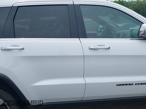 2018 Jeep Grand Cherokee Limited with VIN 1C4RJFBG8JC417240, listed as a IAAI auction lot 42476411 with 77,080 mi miles and . Bid and sale history available at DreamBid. Image 14.