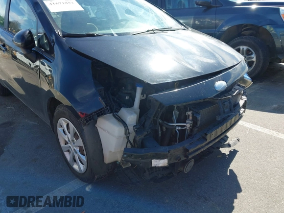 2013 Kia Rio SX with VIN KNADN4A32D6211574, listed as a IAAI auction lot 41671851 with 224,203 mi miles. Bid and sale history available at carsss.com. Image 13.