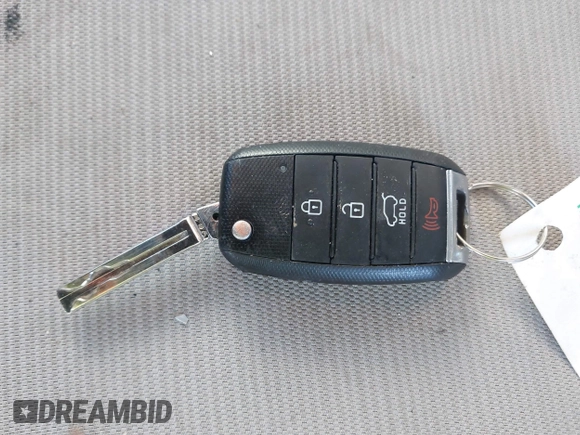 2015 Kia Sedona L with VIN KNDMA5C15F6031279, listed as a IAAI auction lot 41364859 with 149,511 mi miles. Bid and sale history available at carsss.com. Image 11.