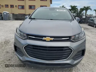 2020 Chevrolet Trax LS с VIN 3GNCJKSB9LL318296, выставлен на аукционе Copart как лот 62844285 с пробегом 76 217 миль миль и Чистый • Clean title. История ставок и продаж доступна на DreamBid. Изображение 5.
